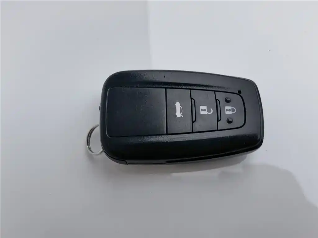 Toyota Levin 2022 185T CVT Luxury Edition фото 19