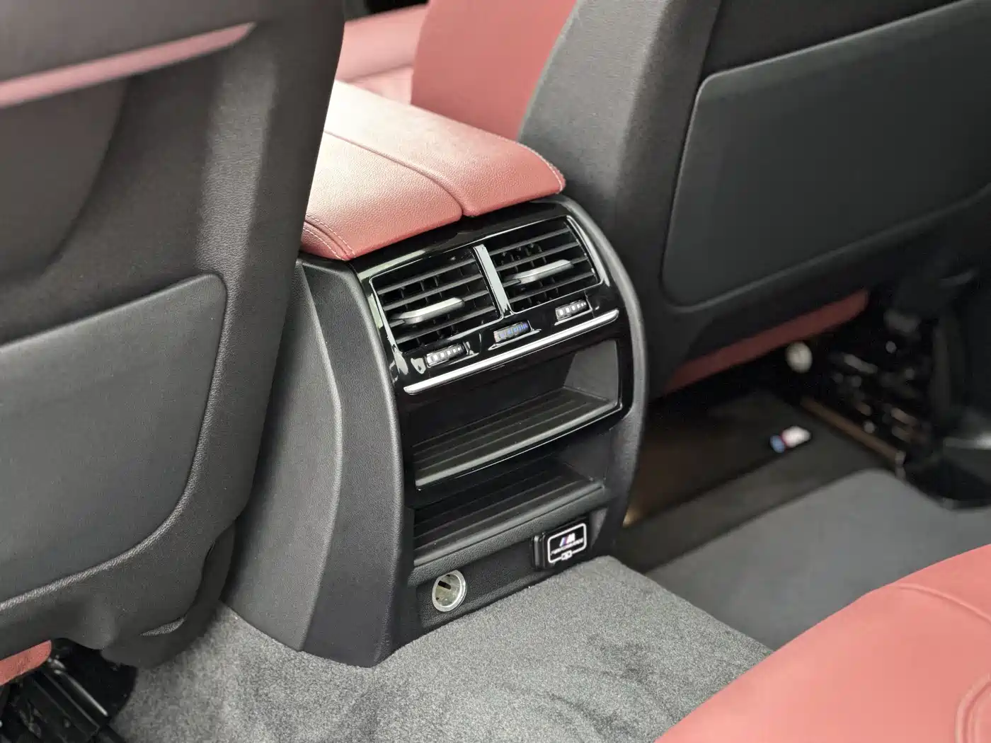 BMW 5 Series 2022 Facelift 530Li Leading M Sport Package фото 8