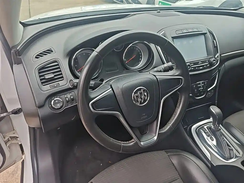 Buick Regal 2015 1.6T Leading Tech Edition фото 11