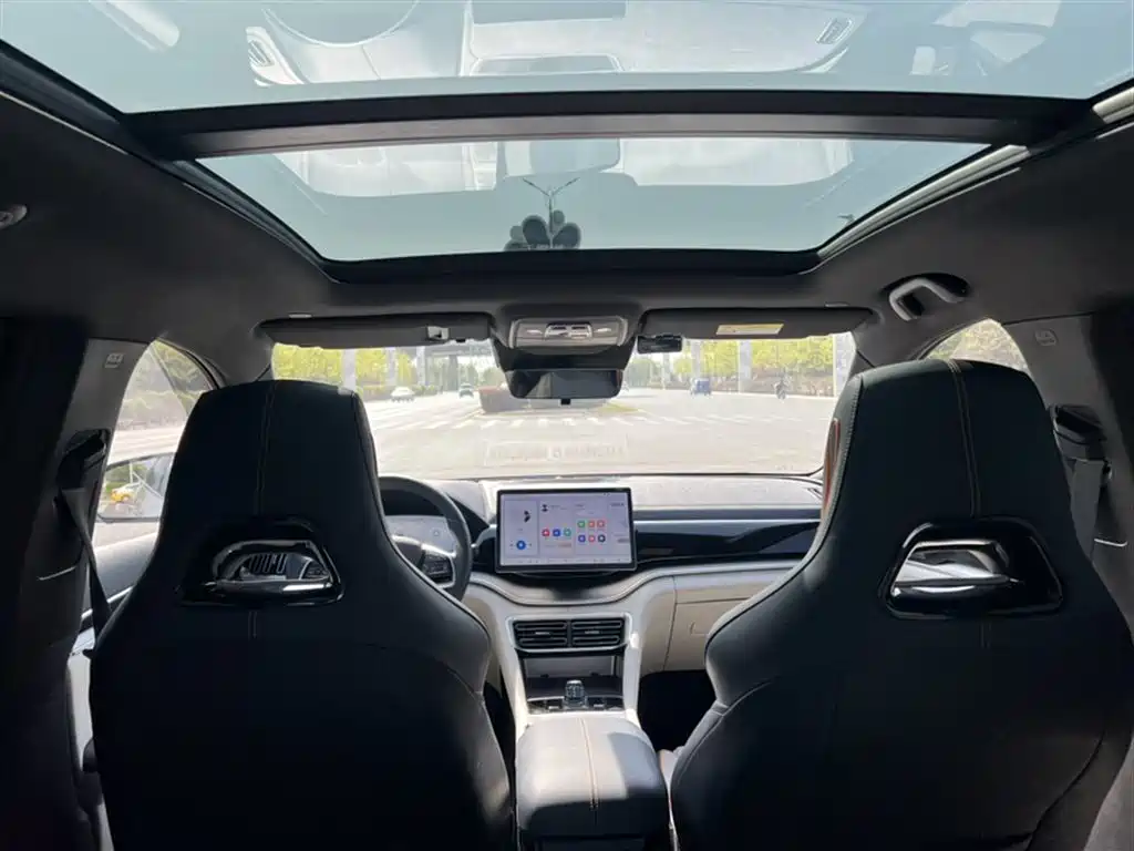 BYD Song PLUS PHEV 2023 Champion Edition DM-i 110KM Flagship PLUS фото 9