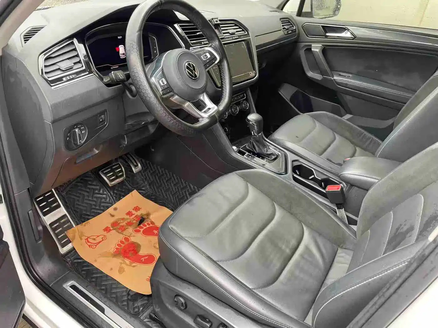 Volkswagen Tiguan L 2021 330TSI Automatic 2WD R-Line Premium фото 5