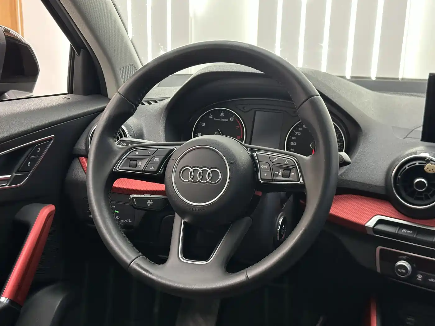 Audi Q2L 2018 35 TFSI Fashion Dynamic China VI фото 14