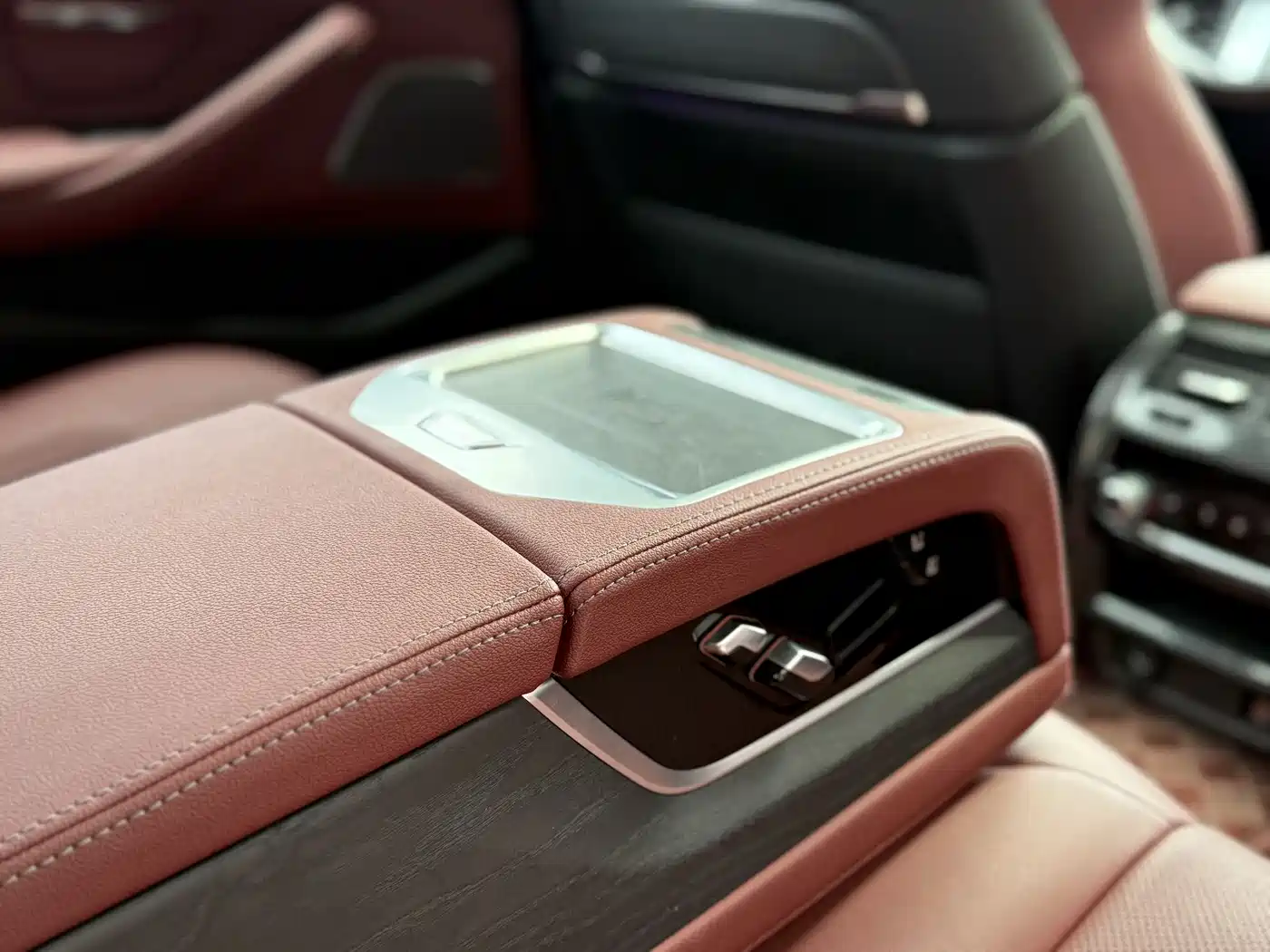 BMW 5 Series 2022 Model Third Facelift 530Li Premium M Sport Package фото 9