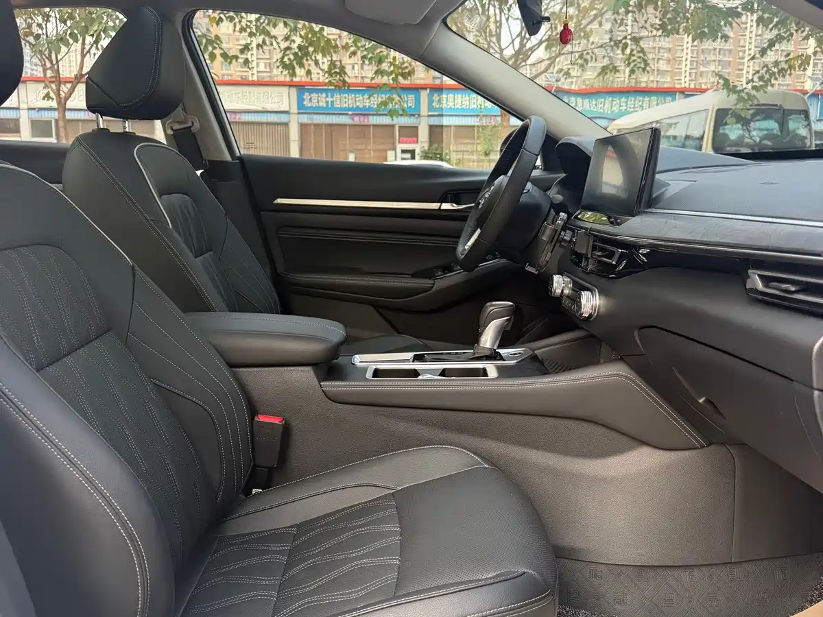 Nissan Teana 2025 2025 2.0L XL-TLS Delight Edition