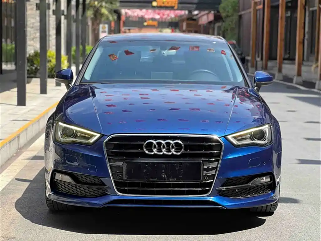 Audi A3 (Import) 2015 Limousine 45 TFSI S line Luxury фото 10
