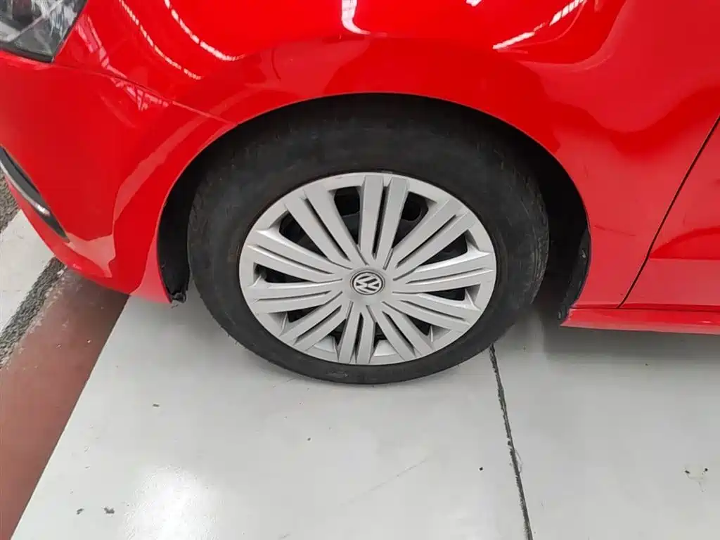 Volkswagen Polo 2016 1.6L Automatic Comfort фото 23