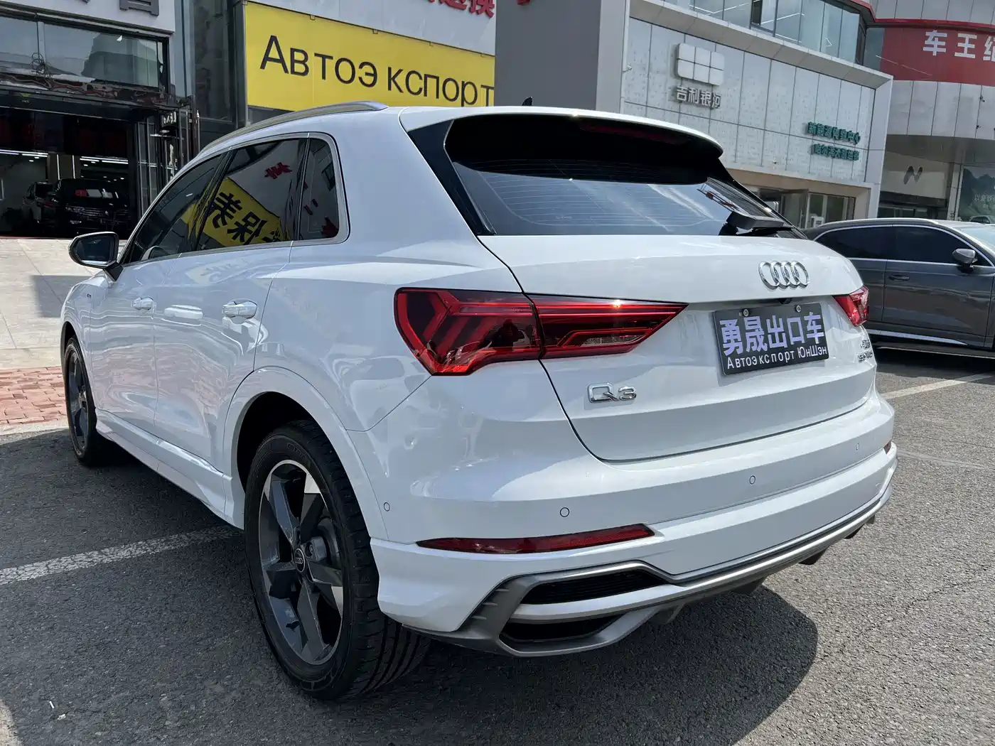 Audi Q3 2022 35 TFSI Fashion Dynamic фото 5