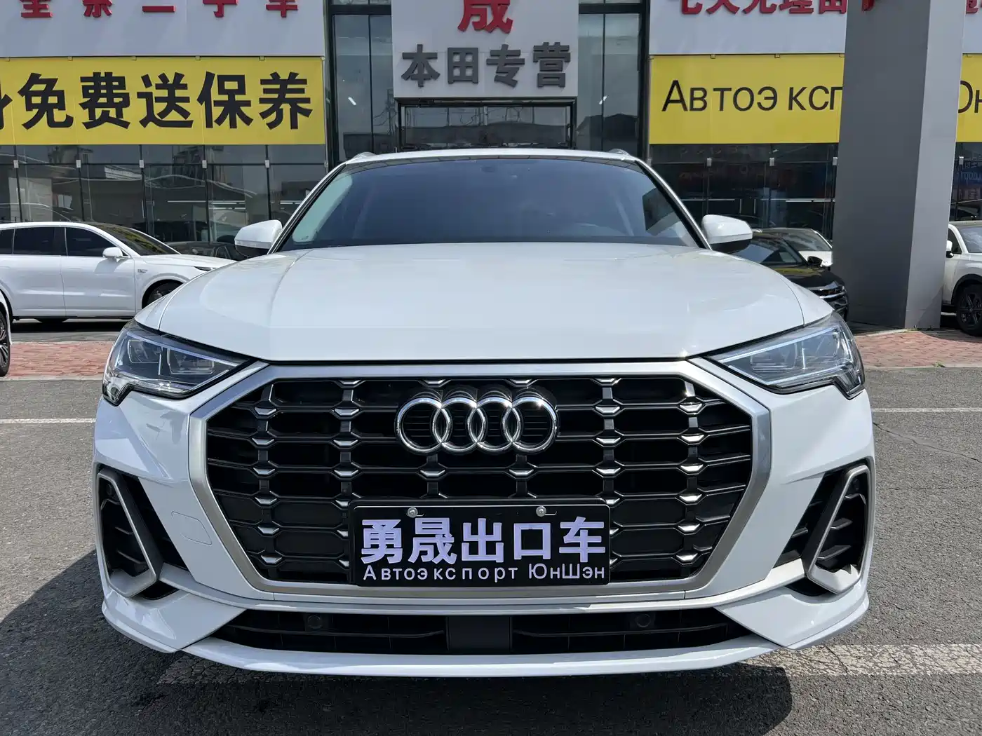 Audi Q3 2022 35 TFSI Fashion Dynamic фото 6