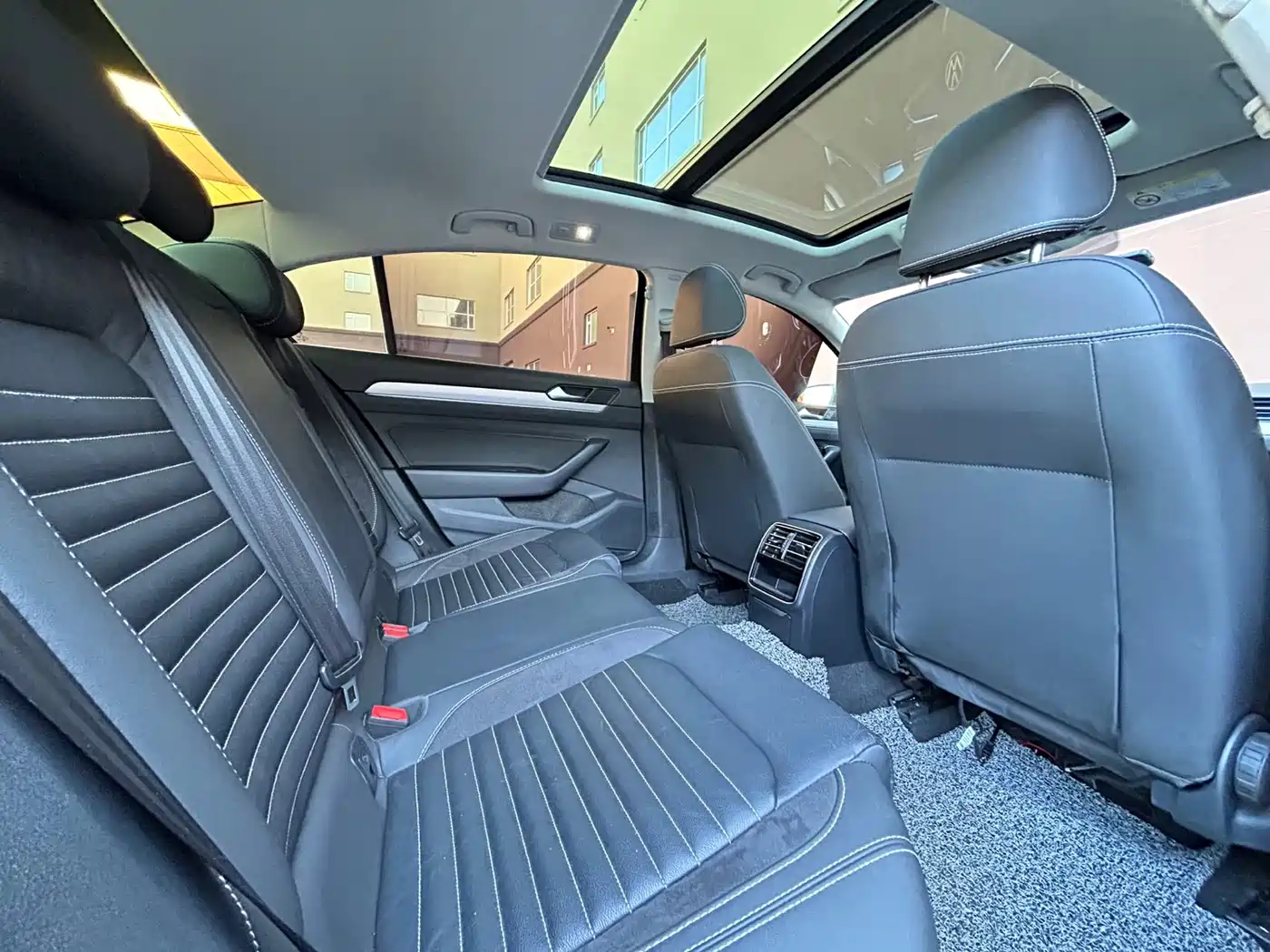 Volkswagen Magotan 2020 280TSI DSG Comfort фото 11