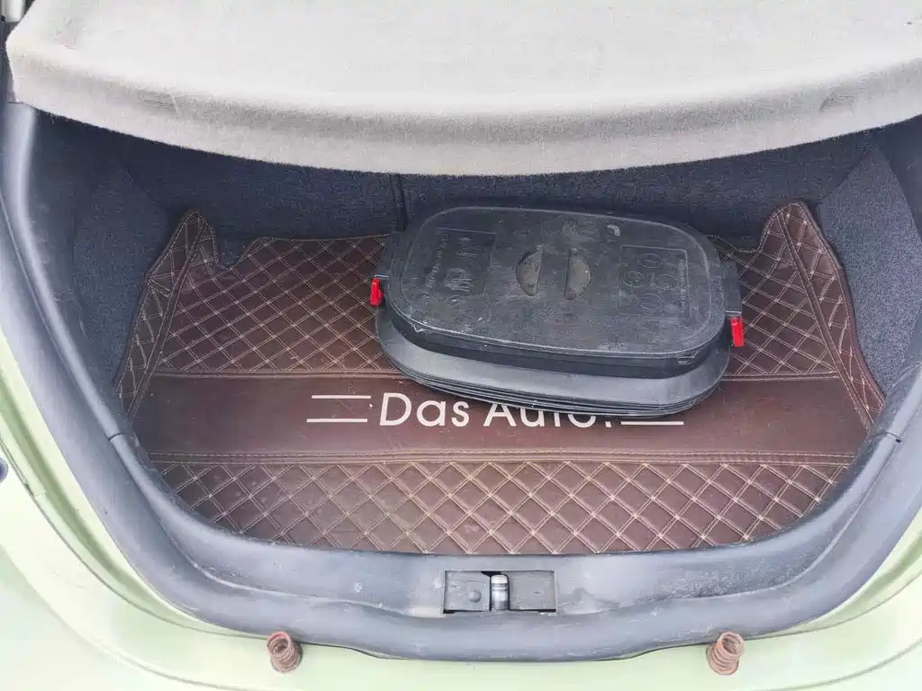 Photo 5 - Volkswagen Beetle