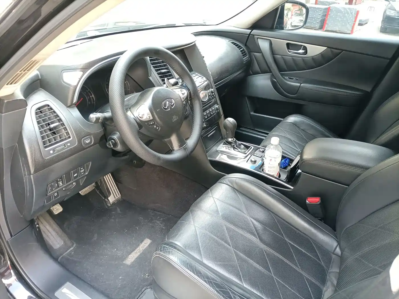 Infiniti FX 2011 2011 Infiniti FX35 Premium Edition