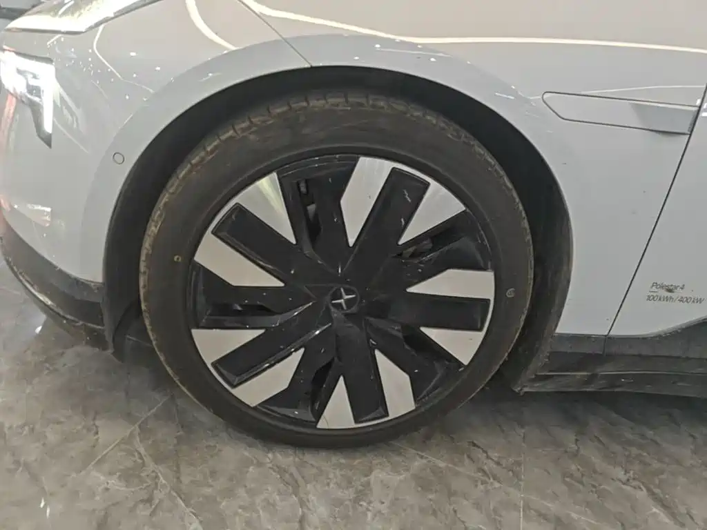 Photo 23 - Polestar 4
