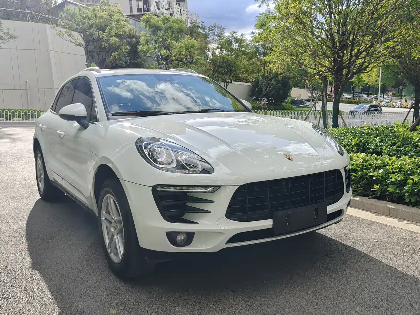 Porsche Macan 2017 Macan 2.0T фото 3