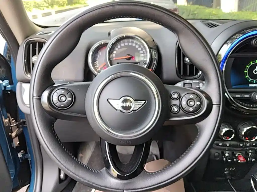 Фото 11 - MINI COUNTRYMAN