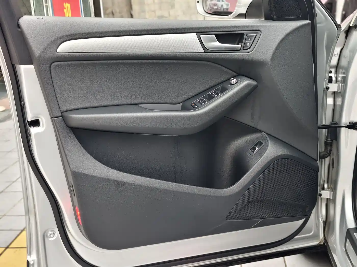 Audi Q5 2015 40 TFSI Technology фото 12