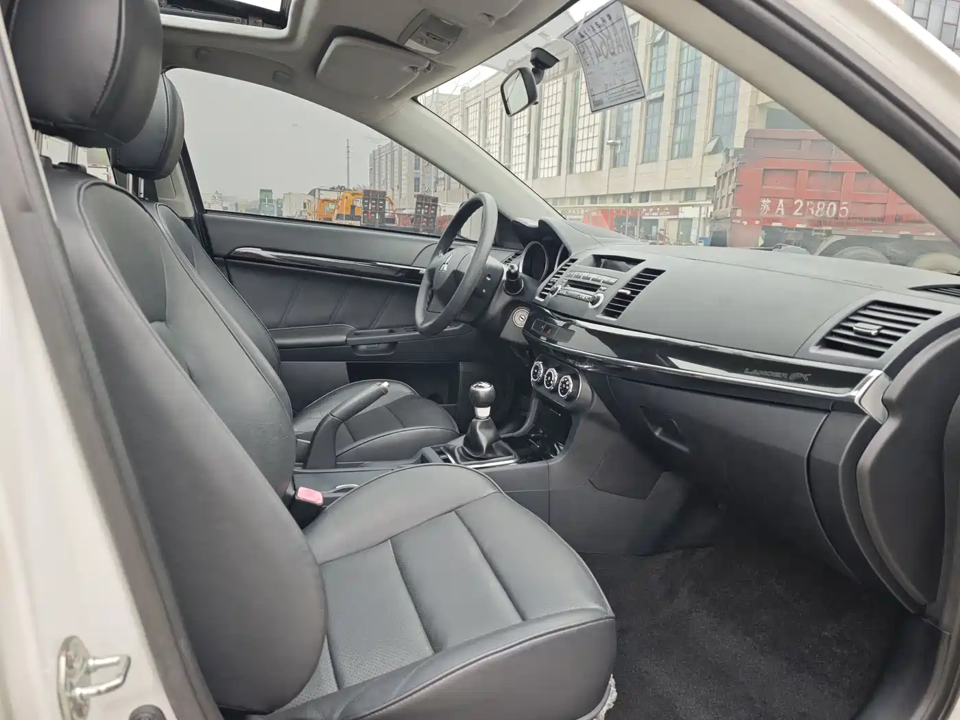 Mitsubishi Lancer EX 2013 ZhiShang Edition 1.8L Manual Luxury фото 8