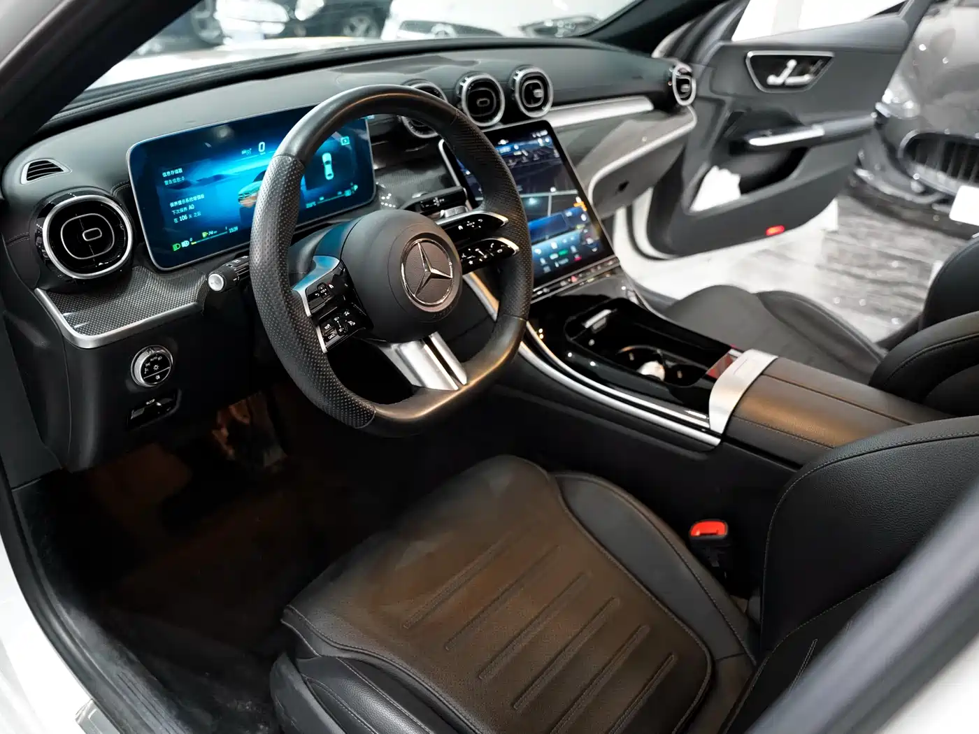 Mercedes-Benz C-Class 2023 C 200 L Sport фото 11