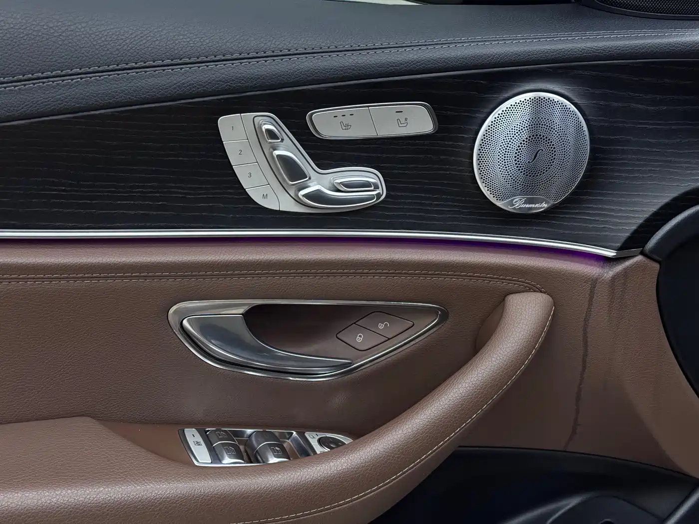 Mercedes-Benz E-Class 2020 E 300 L Sport Luxury Model фото 12