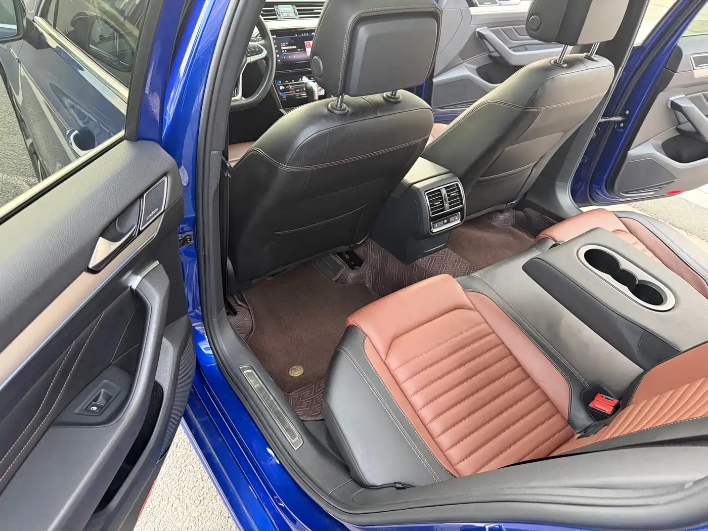 Volkswagen Weilan 2021 2.0T Touring фото 8