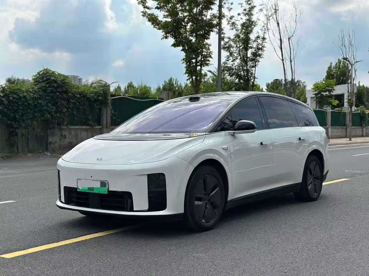Li Auto Li i8 2026 2025 Standard Edition
