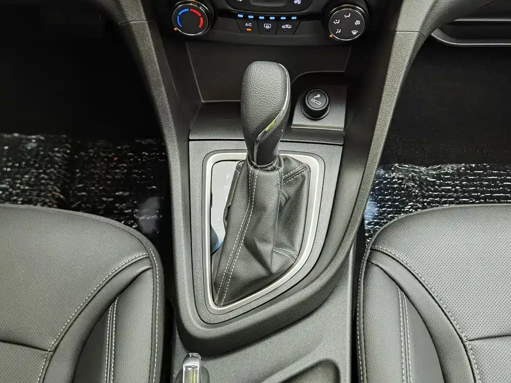 Buick Excelle 2022 2021 Facelift Exemplar 1.5L Auto Elite