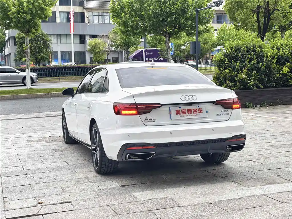 Audi A4L 2024 40 TFSI Luxury Dynamic фото 9