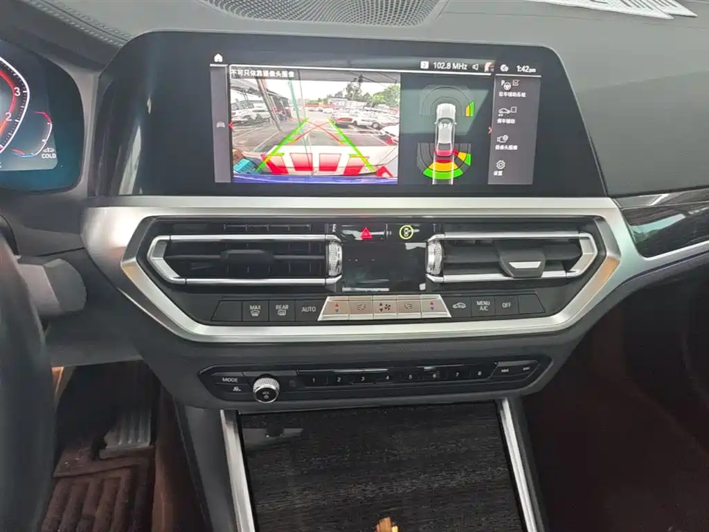 BMW 3-SERIES