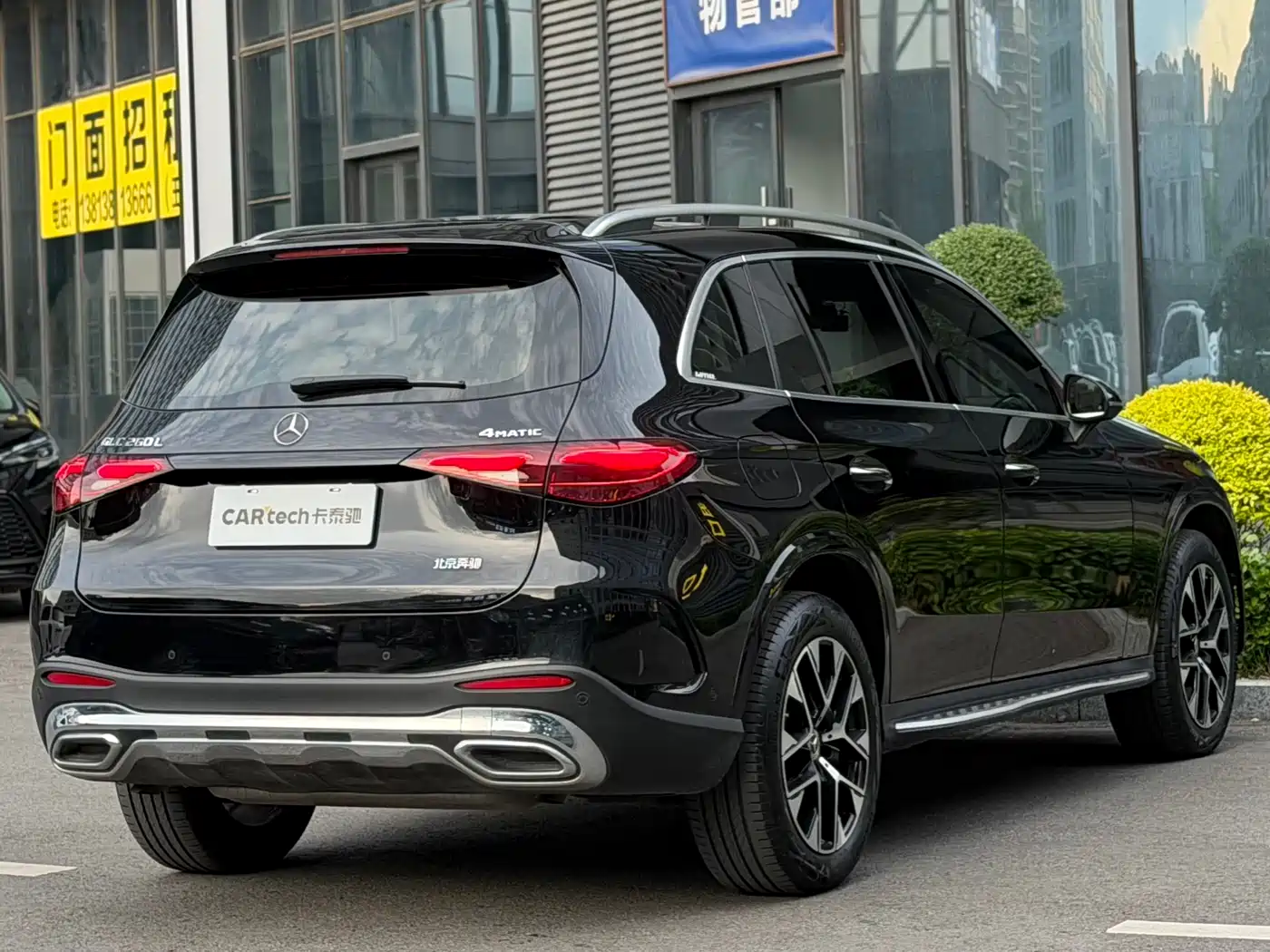 Mercedes-Benz GLC 2024 GLC 260 L 4MATIC Luxury 5-seater фото 3