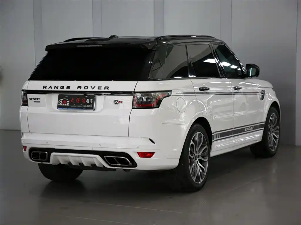 Land Rover Range Rover Sport 2016 Model 3.0 SC V6 HSE фото 3