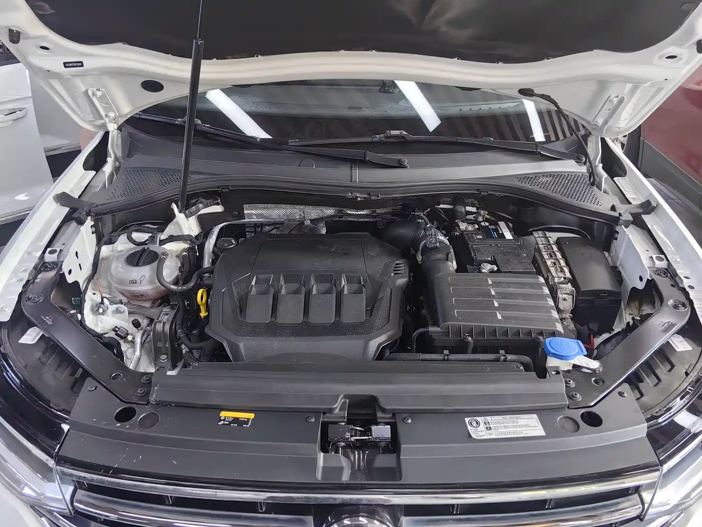 Volkswagen Tiguan L 2023 330TSI Auto 2WD Comfort Edition фото 10