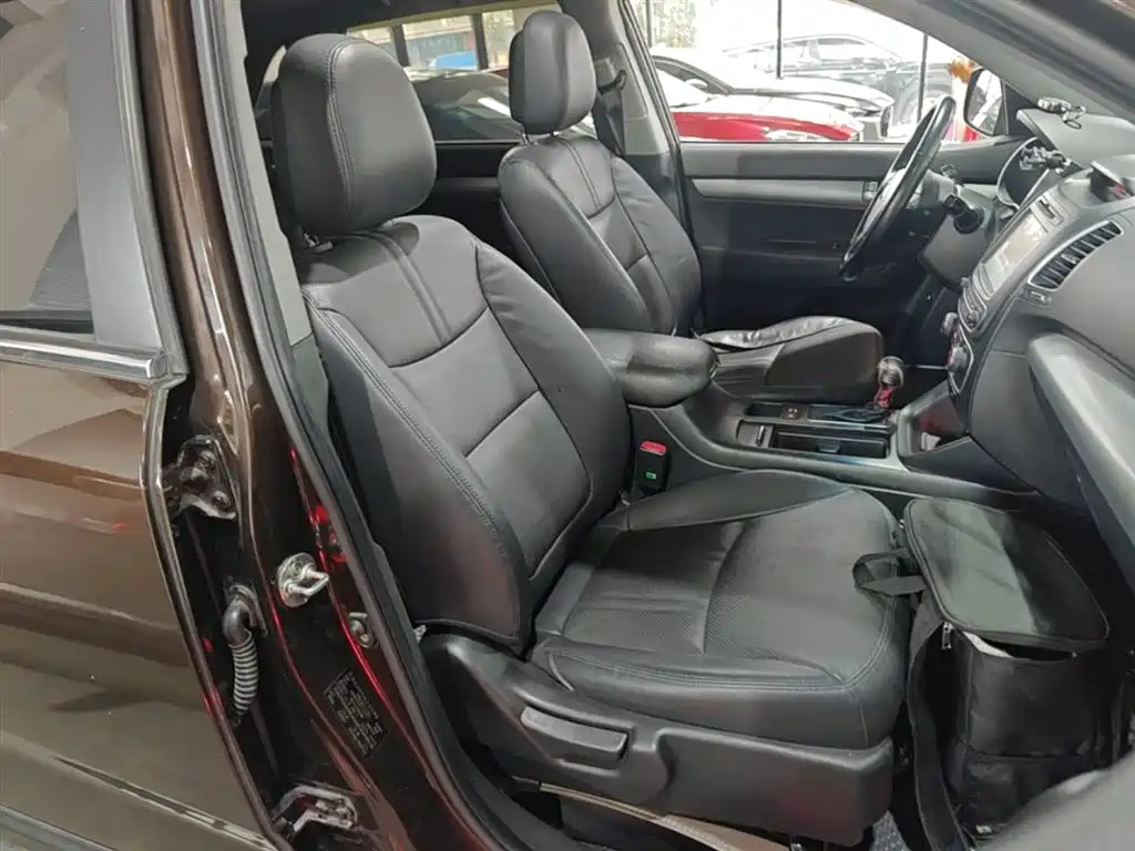 Kia Sorento 2015 2013 2.4L 5-seat Gasoline Luxury Edition