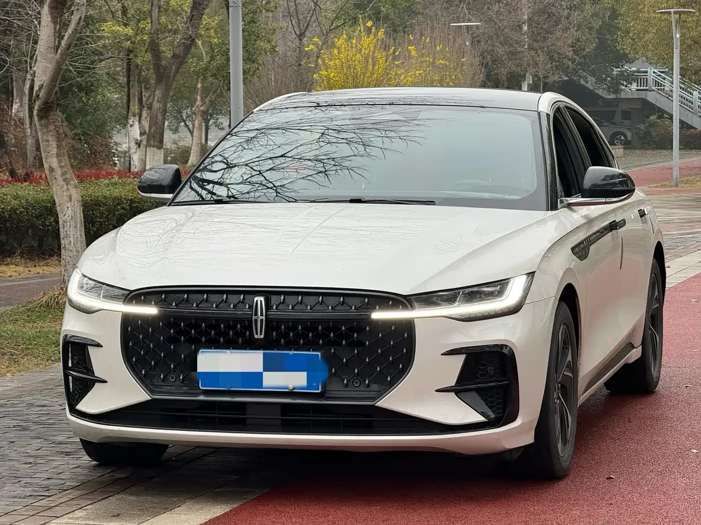 Lincoln Z 2022 Model iCool Premium Edition