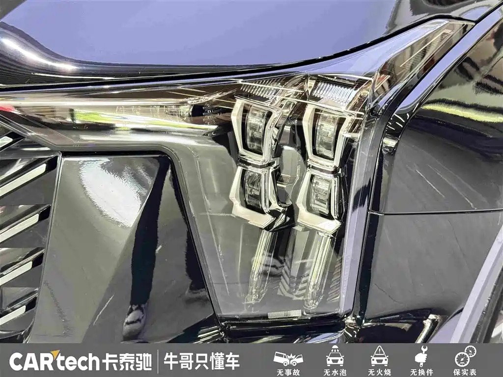GAC Trumpchi Trumpchi GS8 2024 2024 Navigator Series 2.0TGDI 2WD Luxury Smart Connect Edition