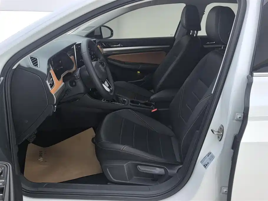 Volkswagen Bora 2023 200TSI DSG Yuexing Edition фото 9