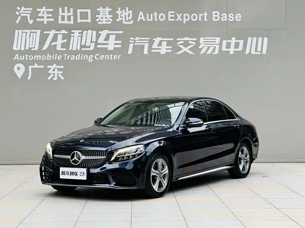 Фото 1 - Mercedes-Benz C-Class