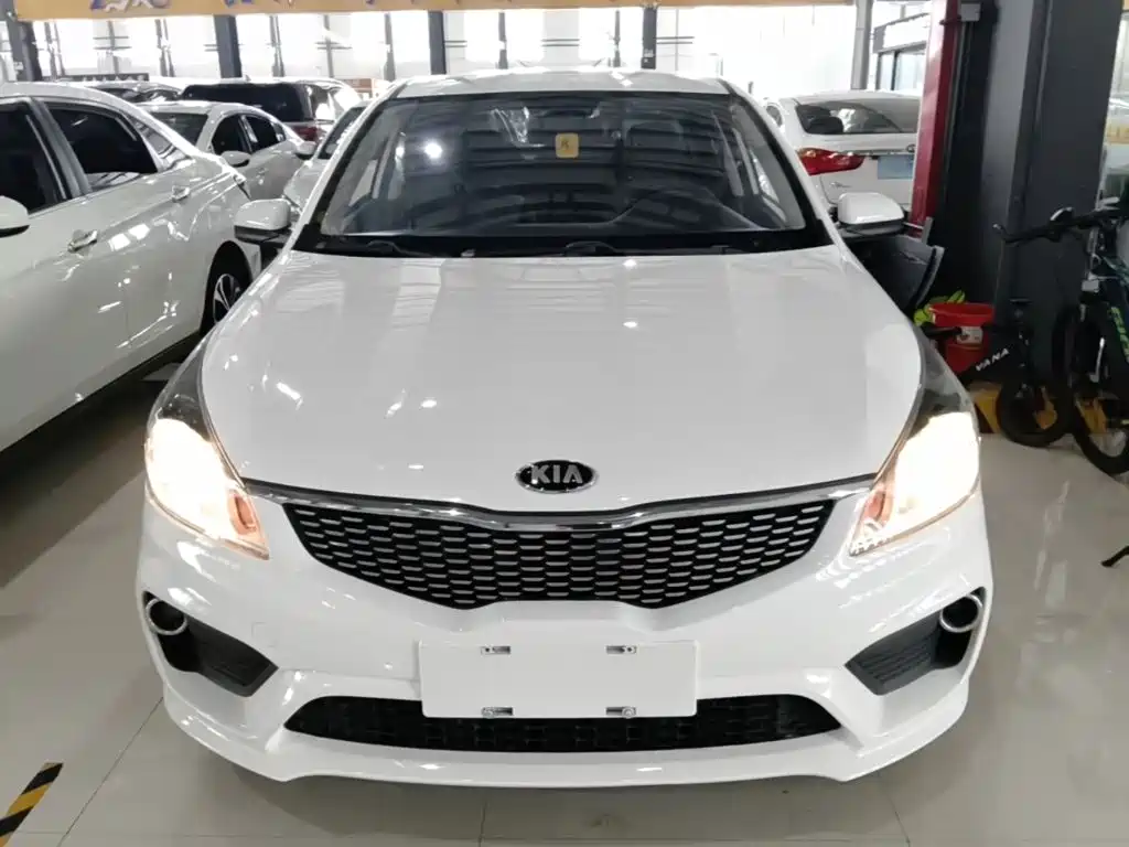 Kia K2 2017 2017 Sedan 1.4L AT GLS