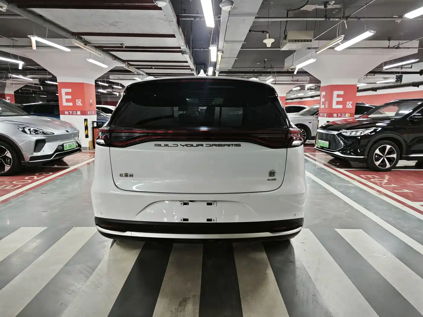 BYD Tang New Energy 2021 EV AWD High Performance Genesis Flagship фото 7