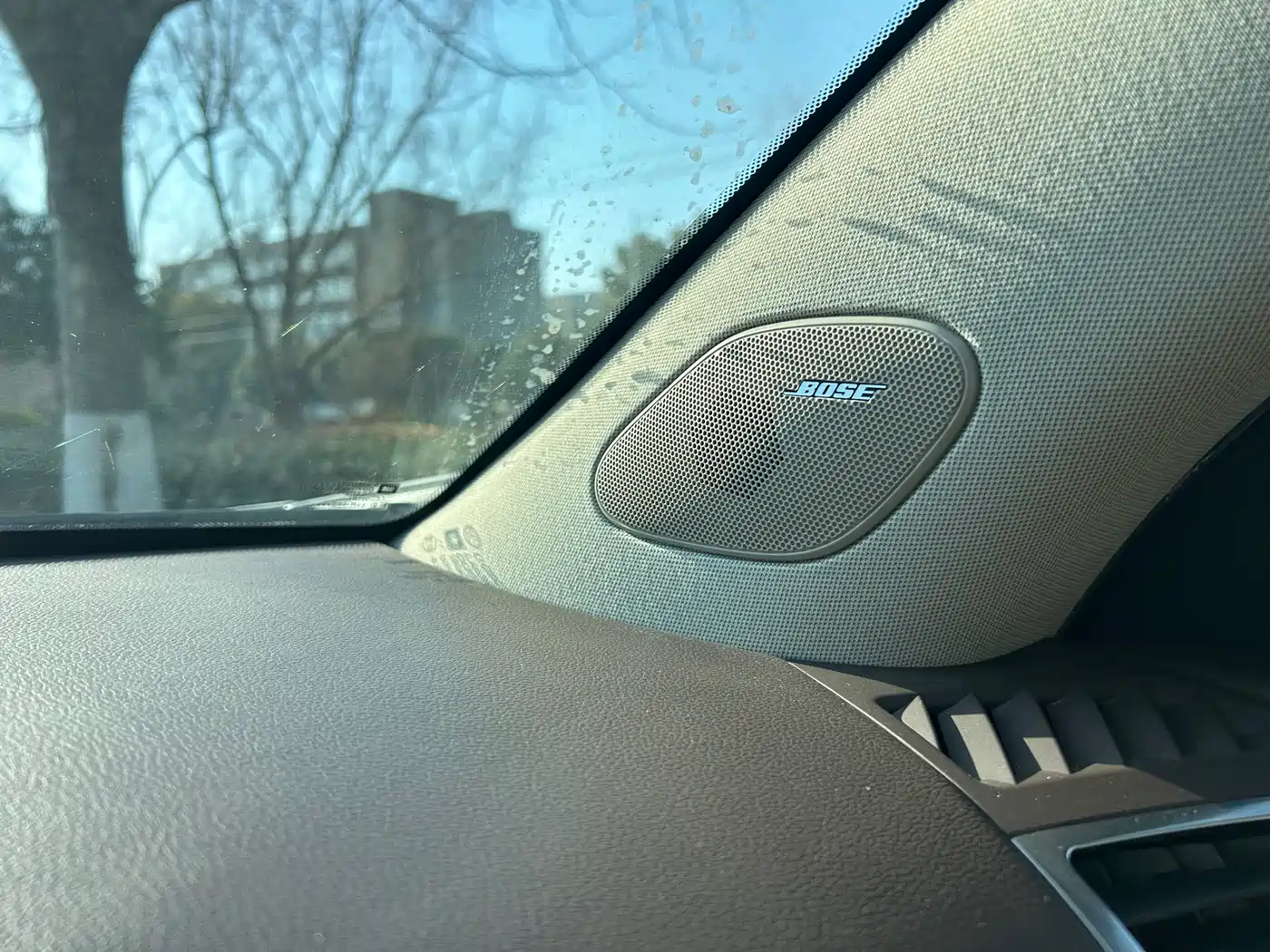 Cadillac SRX 2012 3.0L Elite фото 12