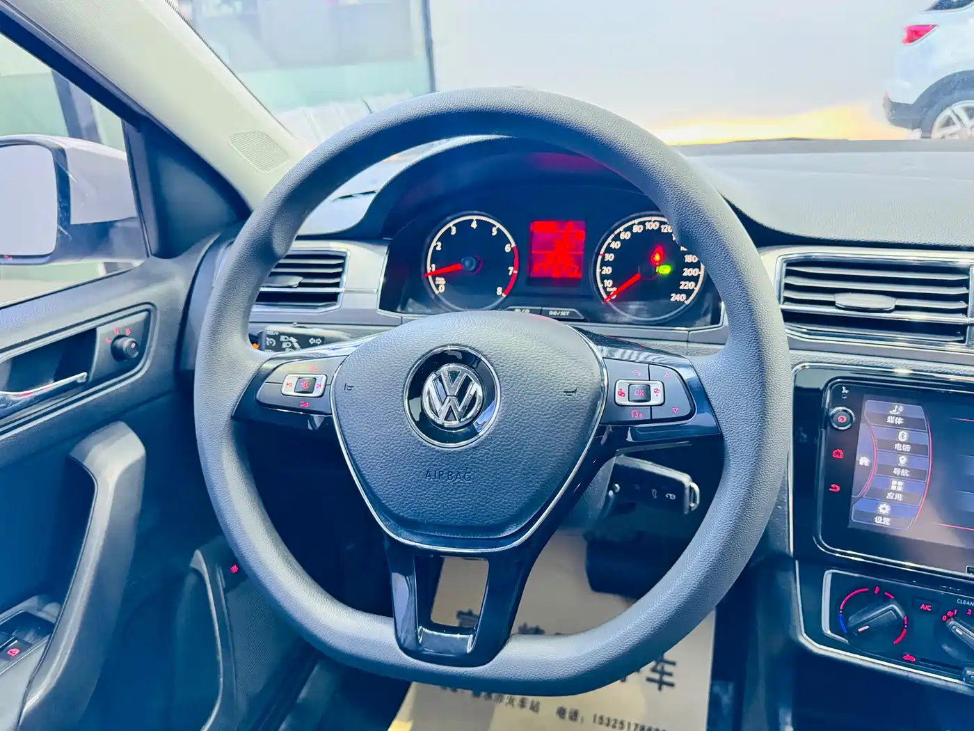 Volkswagen Santana 2021 1.5L Automatic Comfort Edition фото 13