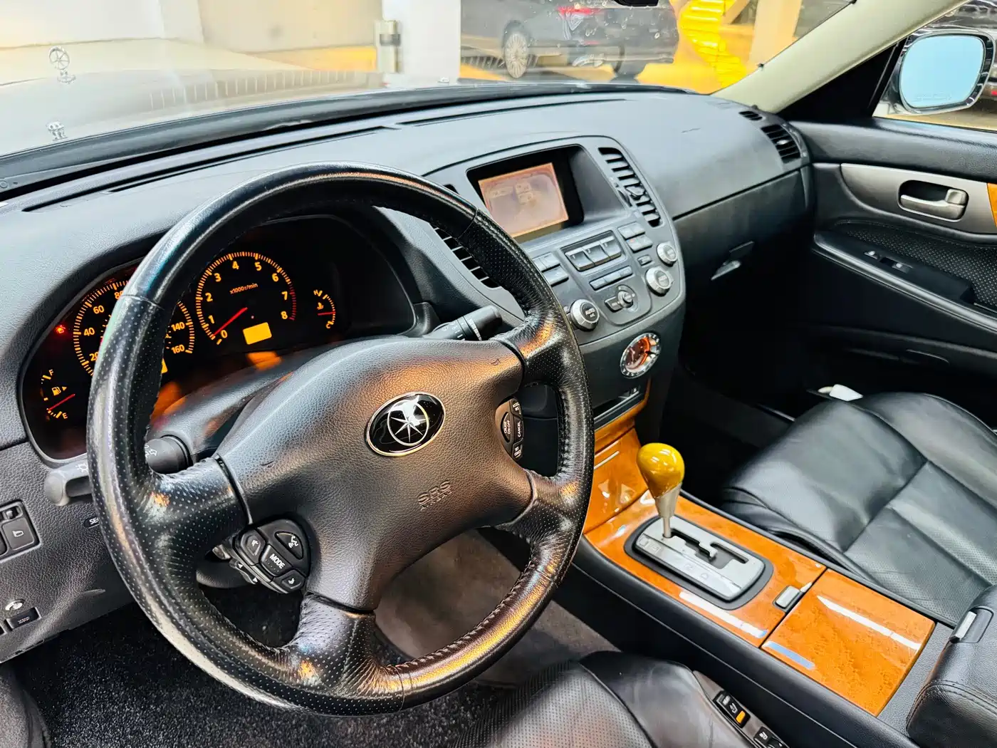 Mitsuoka Gloria 2007