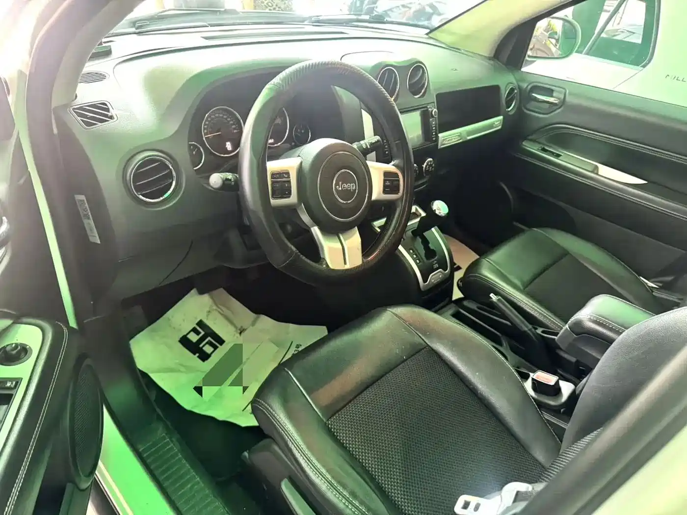 Jeep Compass (Import) 2014 2014 Facelift 2.4L 4WD Comfort Edition