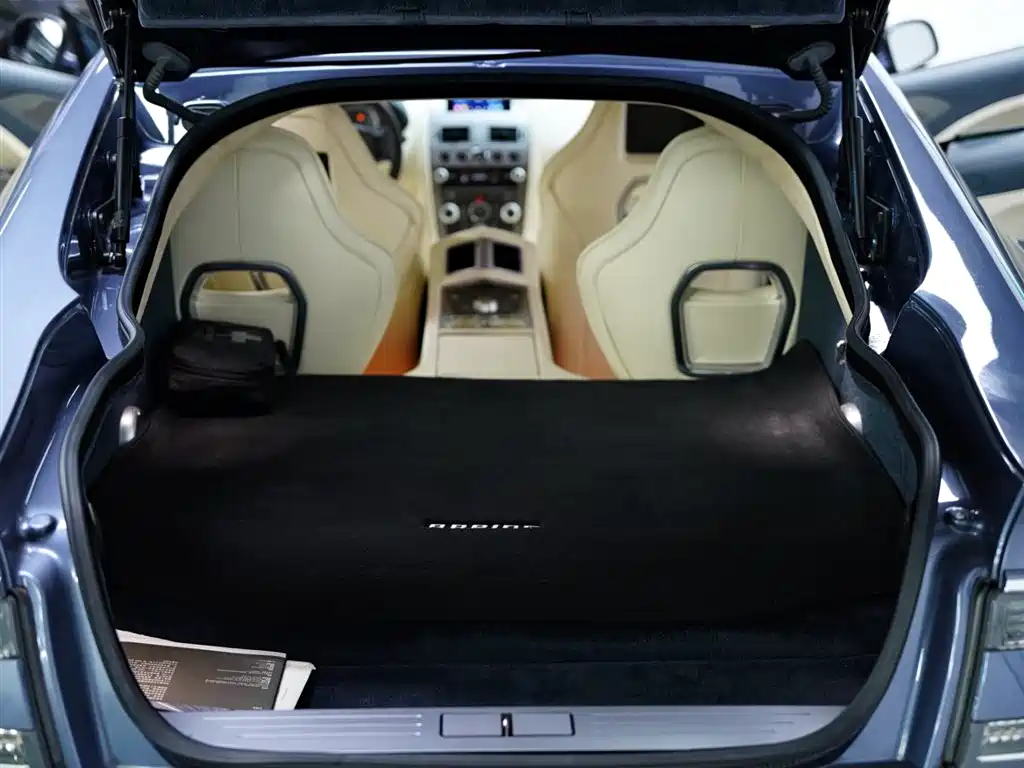 Aston Martin Rapide 2011 2010 6.0L
