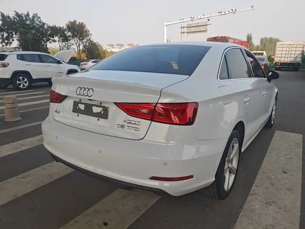 Audi A3 2015 2014 Limousine 35 TFSI Auto Comfort