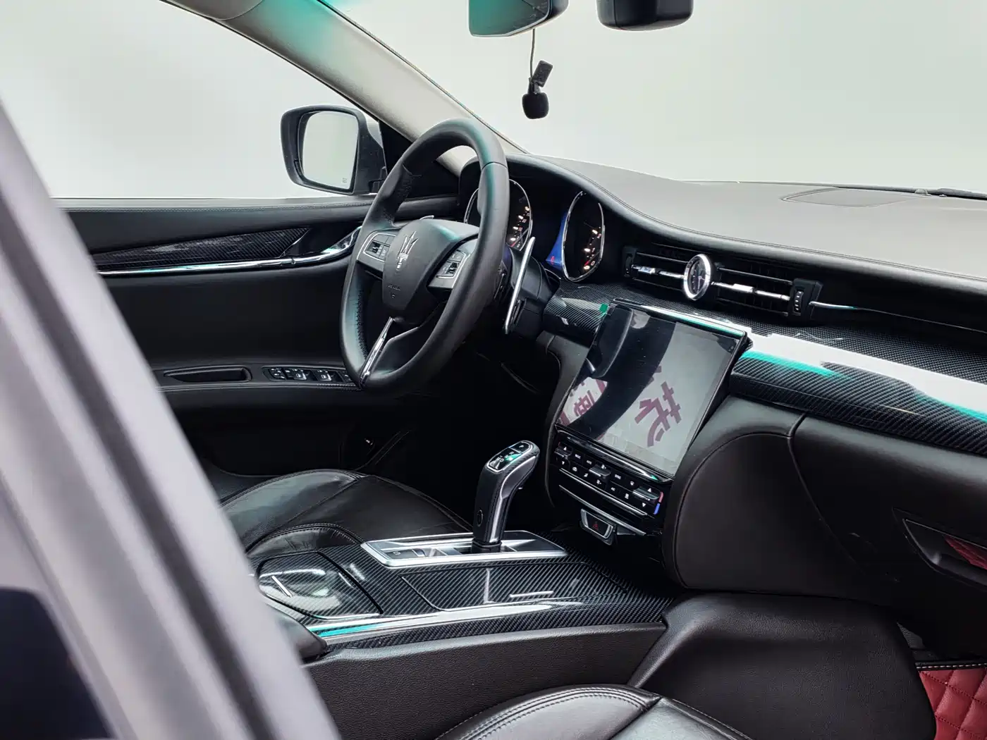 Maserati Quattroporte 2013 3.8T Standard фото 20
