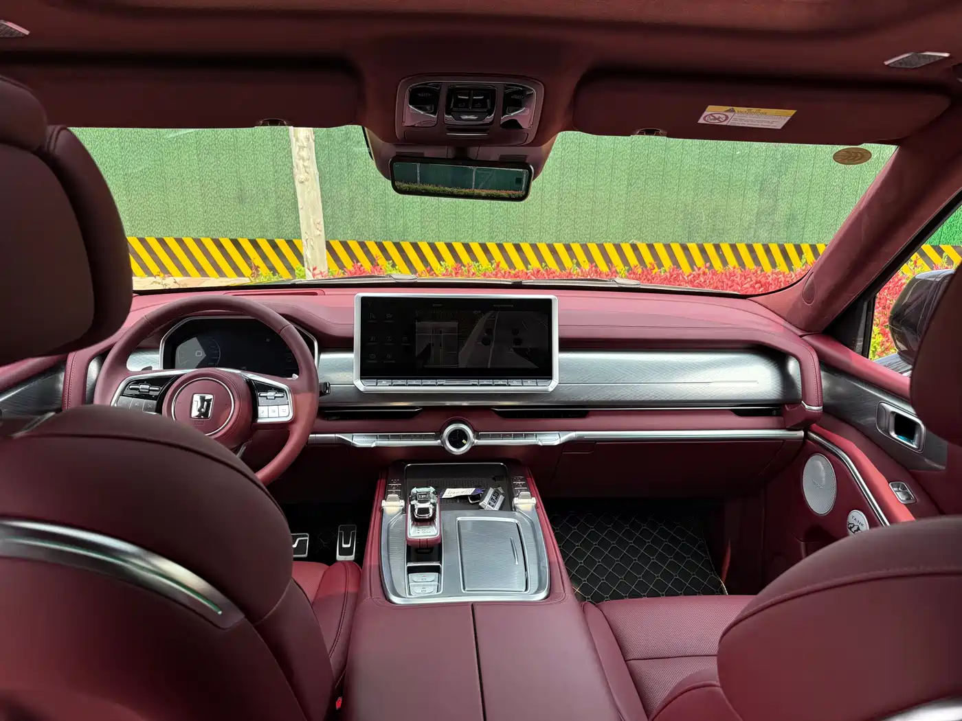 TANK TANK 700 NEW ENERGY