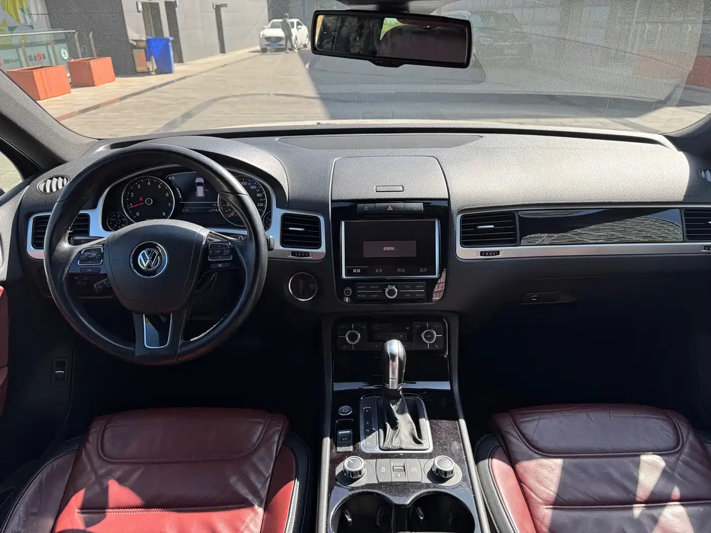 Volkswagen Touareg 2013 3.0TSI Limited Luxury Edition фото 6