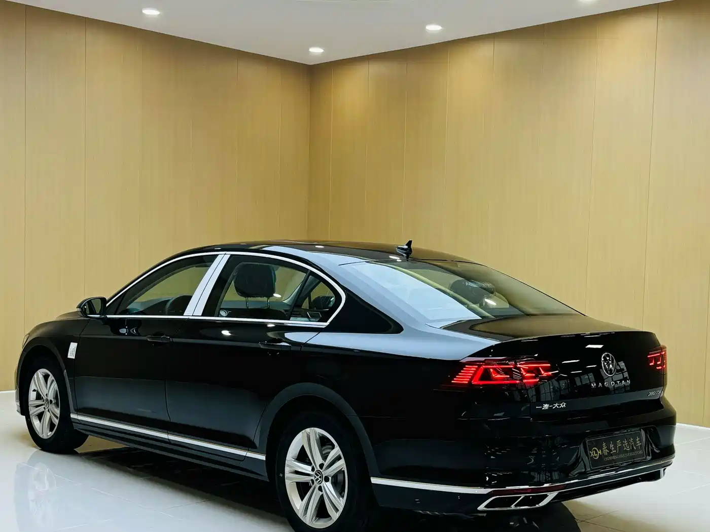 Volkswagen Magotan 2026 2023 2 Million Units Commemorative Edition 280TSI DSG Comfort