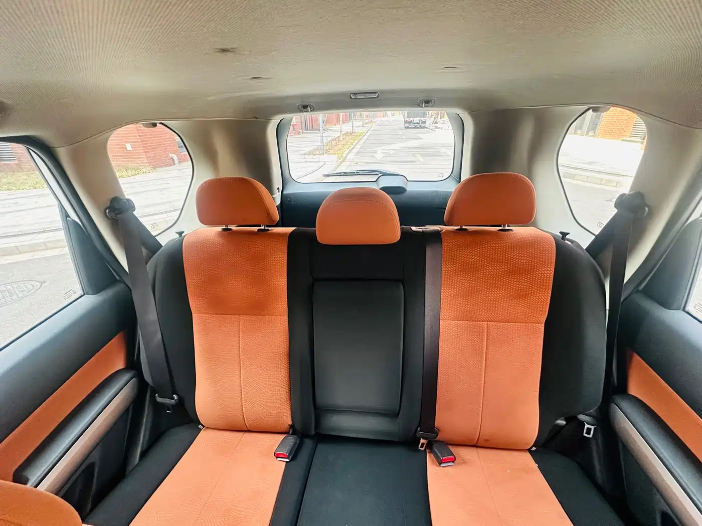 Dongfeng Fengdu MX6 2016 2016 2.0L CVT 2WD All-round Edition