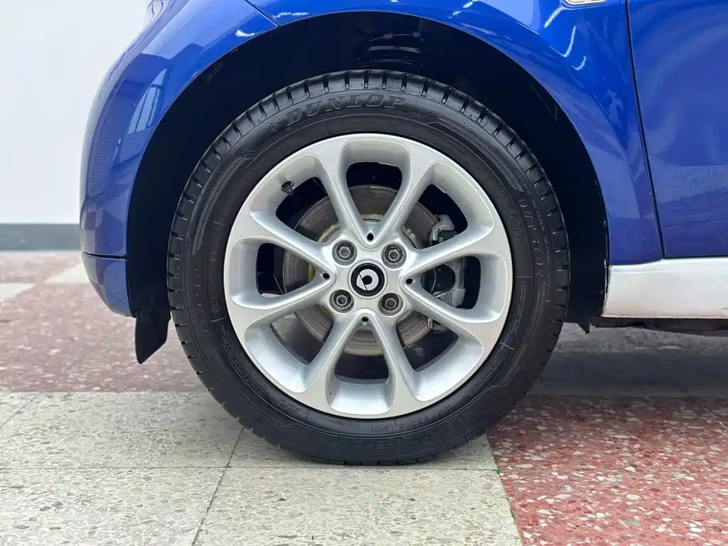 smart fortwo 2018 2018 1.0L 52kW Hardtop Agile Edition China V