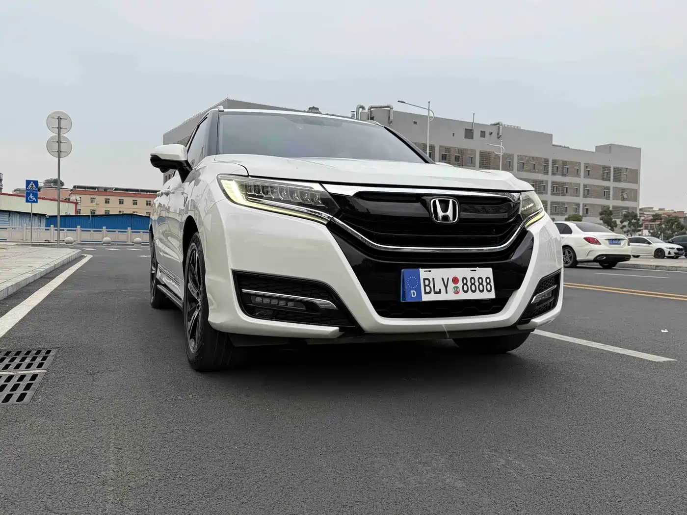 Honda UR-V 2018 2017 370TURBO AWD Premium Edition China V